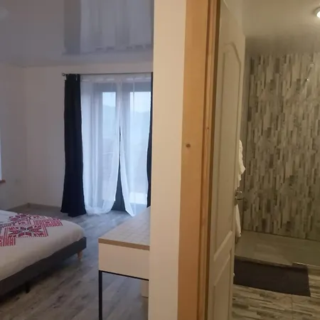 빌라 Casa Prieteniei - Rezervare Integrala Bistrita (Neamt)